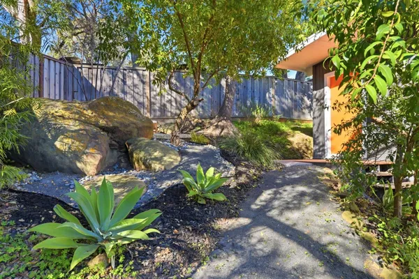 $3,389,000 | 411 Glenwood Avenue, Woodside, CA 94062