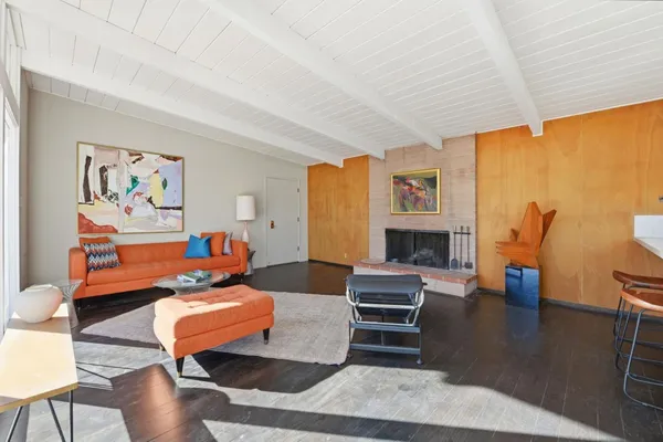 $3,389,000 | 411 Glenwood Avenue, Woodside, CA 94062