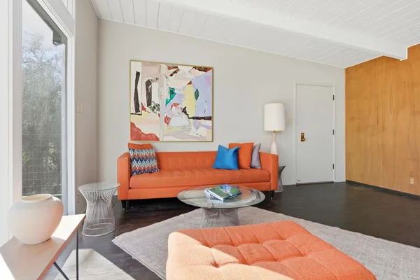 $3,389,000 | 411 Glenwood Avenue, Woodside, CA 94062