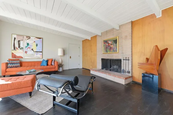 $3,389,000 | 411 Glenwood Avenue, Woodside, CA 94062