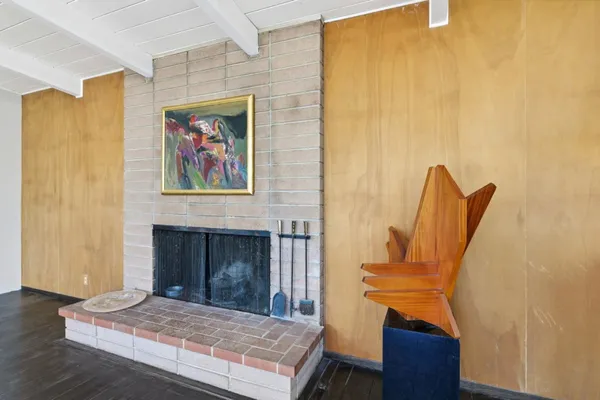 $3,389,000 | 411 Glenwood Avenue, Woodside, CA 94062