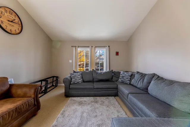 $359,900 | 1114 Kylemore Court, Joliet, IL 60431