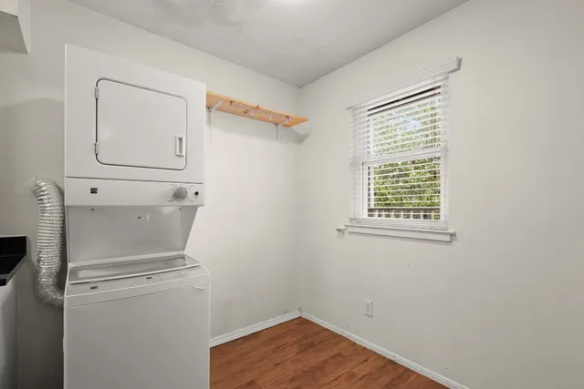 a view of empty room with closet