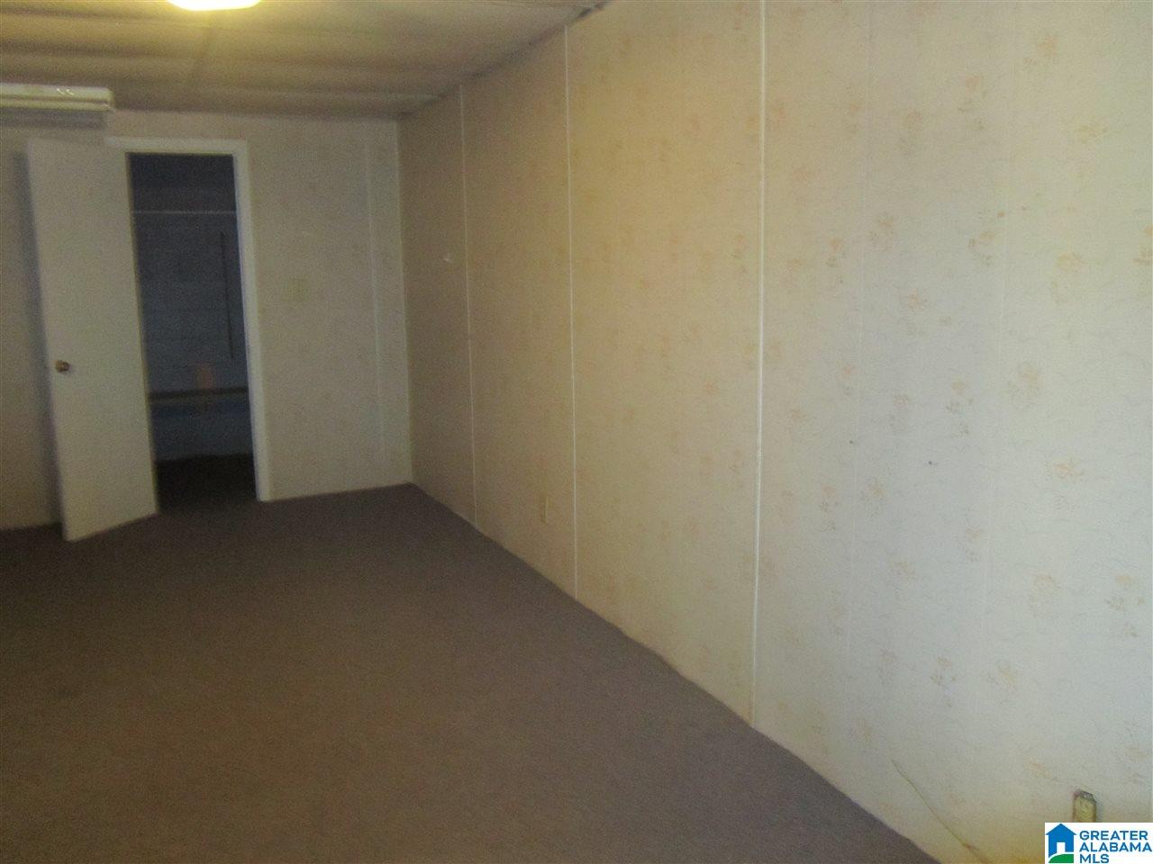 1402 Lloyd Road Sylacauga, AL 35150 - Photo 10 of 12