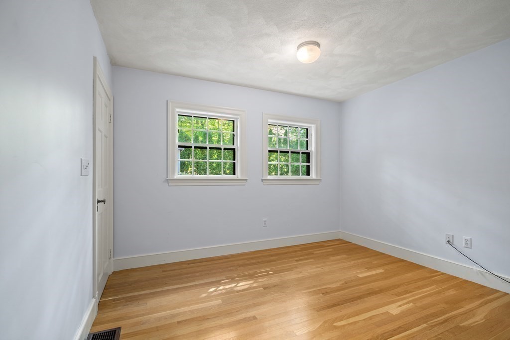 593 Peakham Road Sudbury, MA 01776 - Photo 26 of 42 an empty room with a window