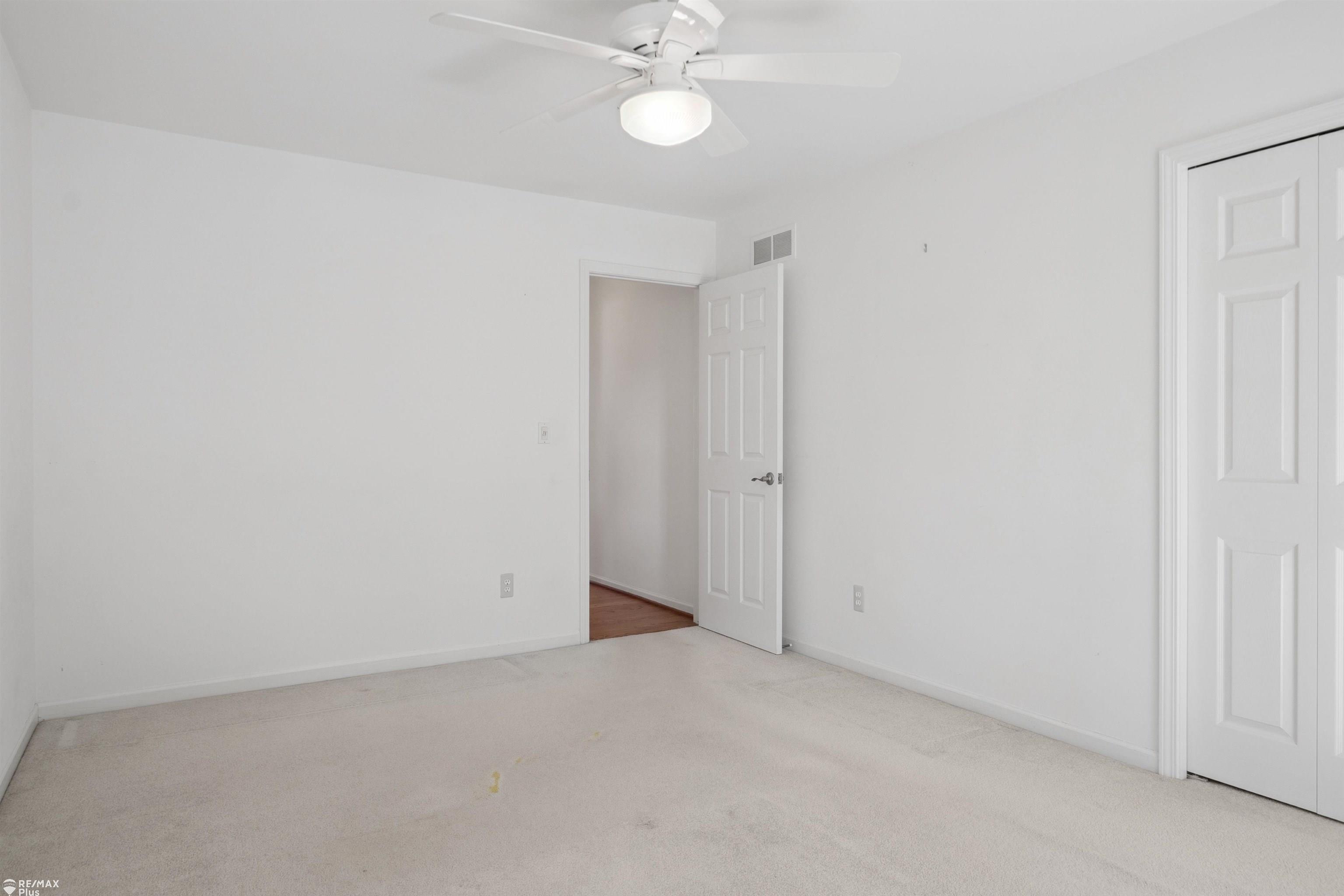 1671 South Shore Drive Rochester Hills, MI 48307 - Photo 28 of 77