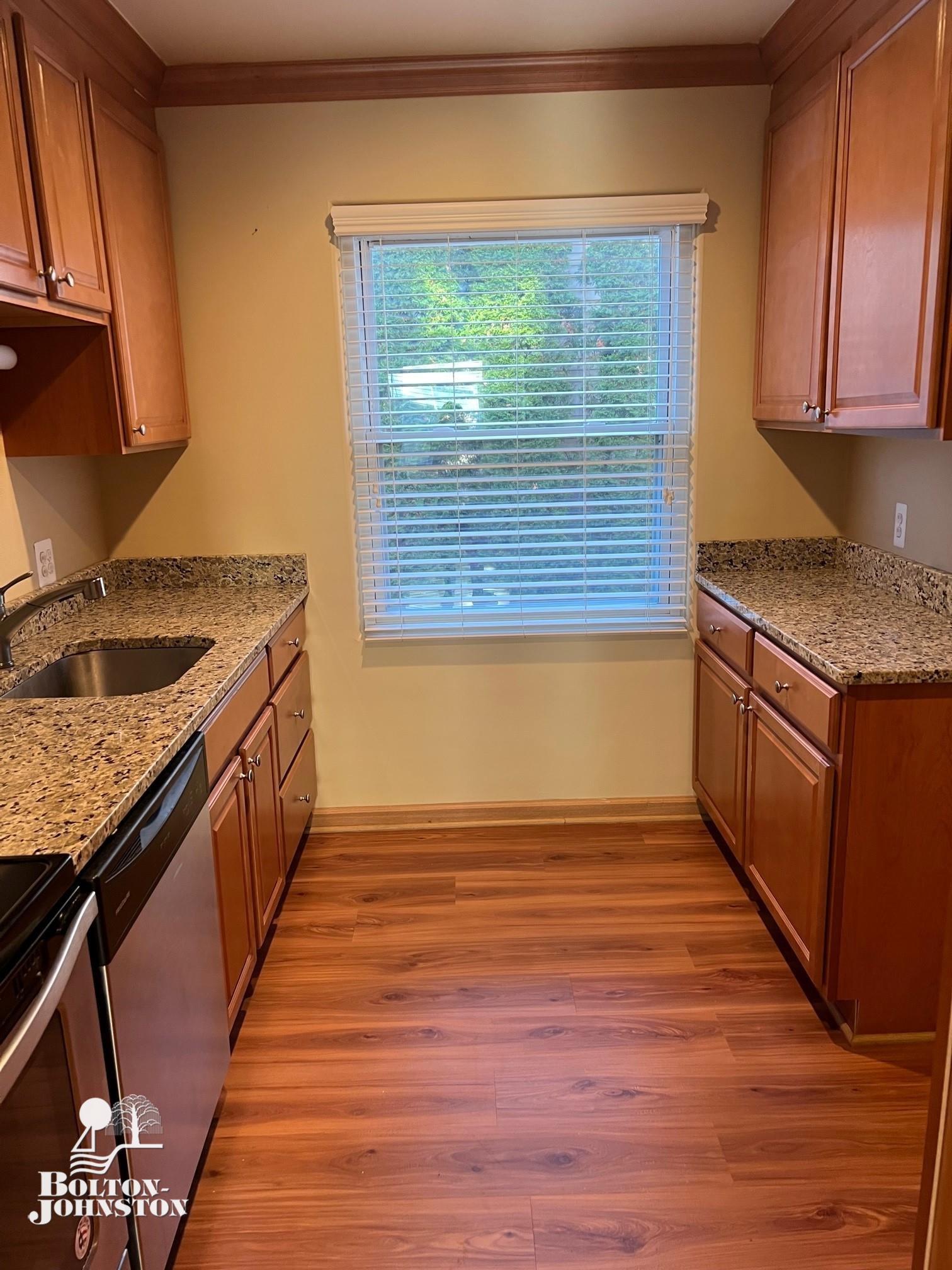 360 Rivard Boulevard Grosse Pointe, MI 48230 - Photo 7 of 16