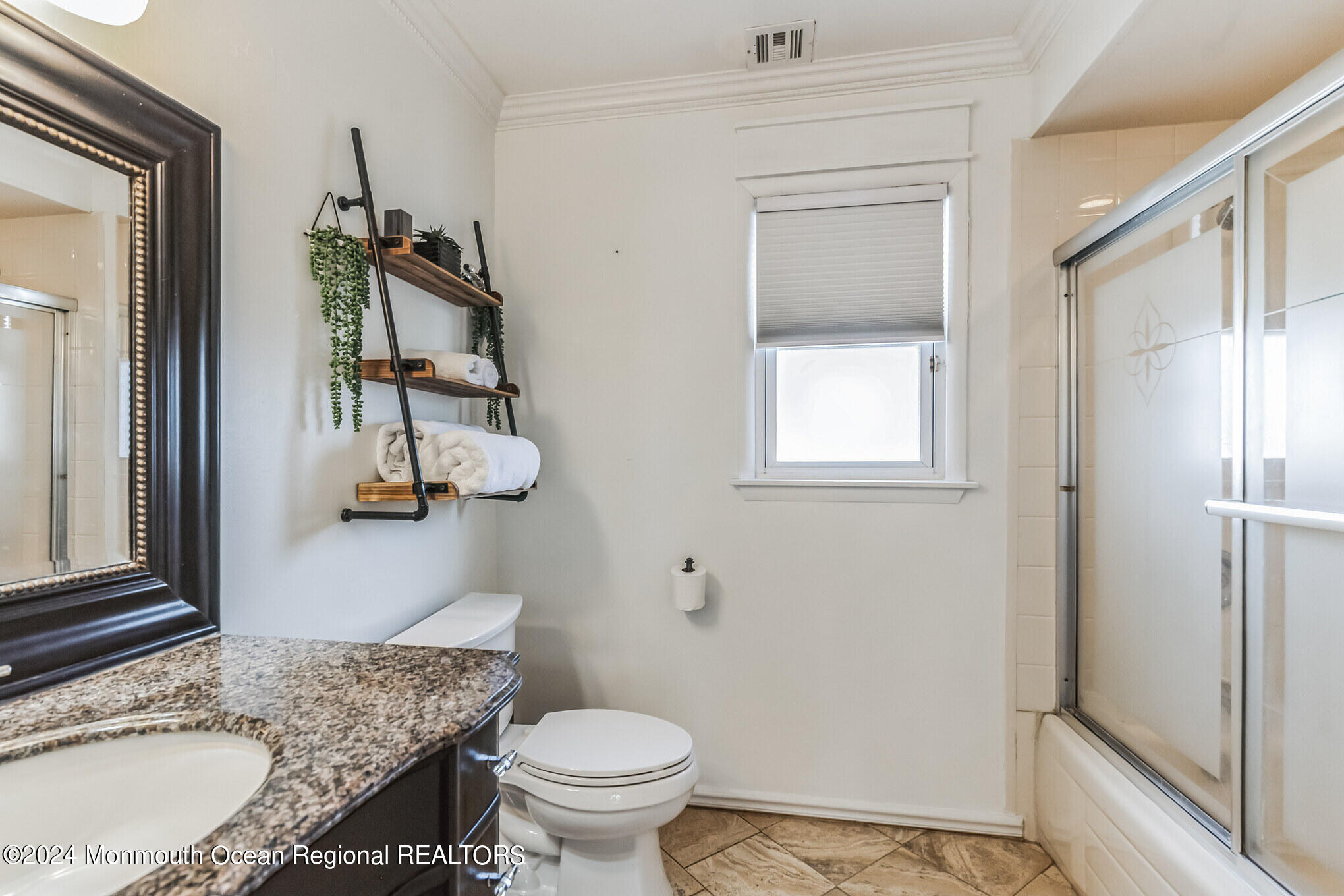 6 Coach Drive Hazlet, NJ 07730 - Photo 11 of 64 2040x1360-6_Coach_Dr__Hazlet__NJ_07730__