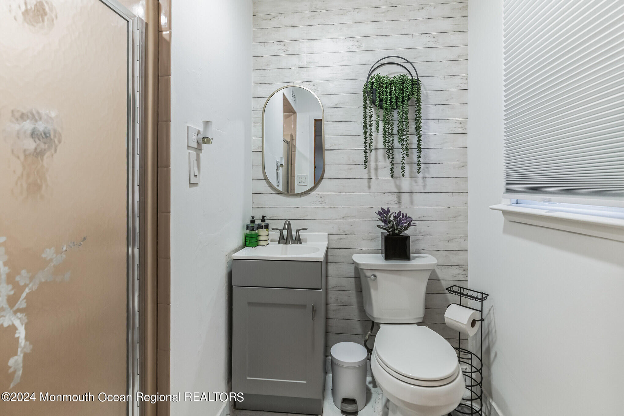 6 Coach Drive Hazlet, NJ 07730 - Photo 18 of 64 2040x1360-6_Coach_Dr__Hazlet__NJ_07730__