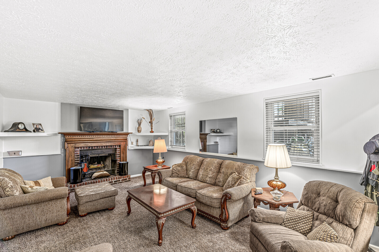 3008 Sable Ridge Lane Greenwood, IN 46142 - Photo 13 of 25 Gallery Image 13