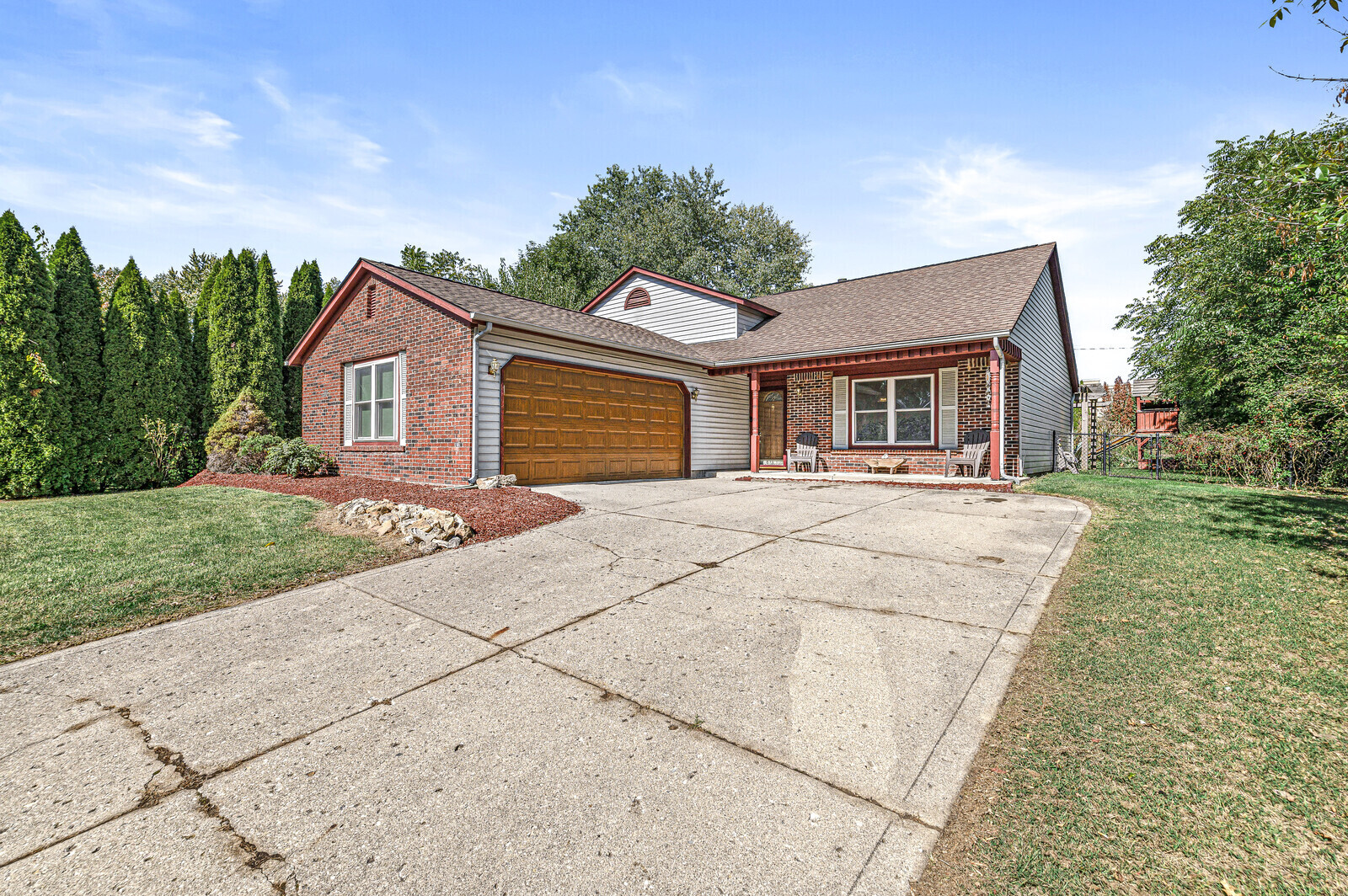 3008 Sable Ridge Lane Greenwood, IN 46142 - Photo 2 of 25 Gallery Image 2