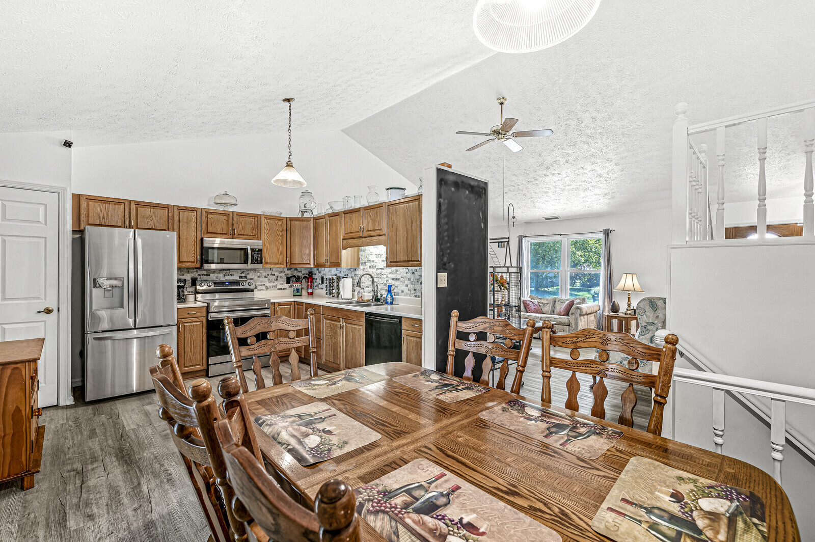 3008 Sable Ridge Lane Greenwood, IN 46142 - Photo 8 of 25 Gallery Image 8