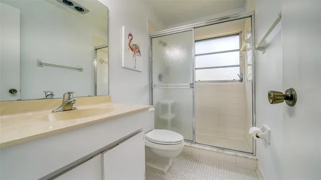 $1,995 | 6999 West Country Club Drive North, Unit 226, Sarasota, FL 34243