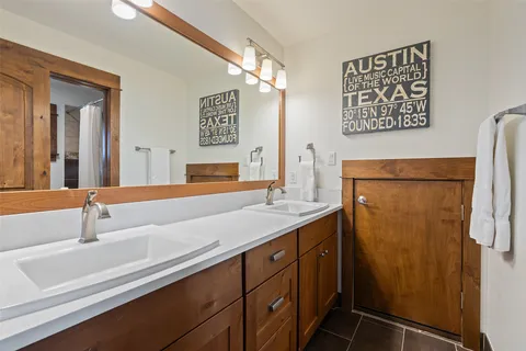 $1,850,000 | 2217 Sea Biscuit Cove, Unit 127, Spicewood, TX 78669