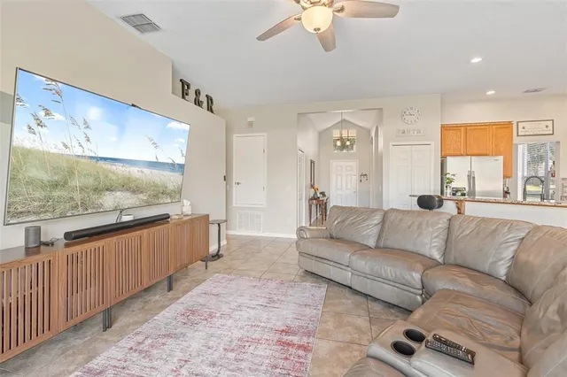 $480,000 | 717 Strihal Loop, Oakland, FL 34787