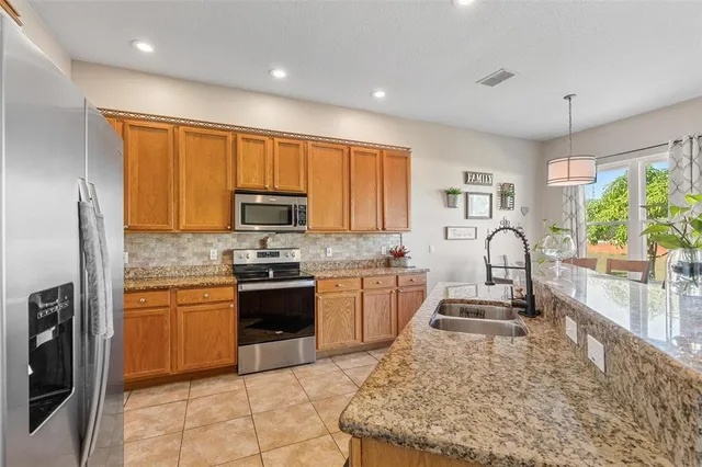 $480,000 | 717 Strihal Loop, Oakland, FL 34787