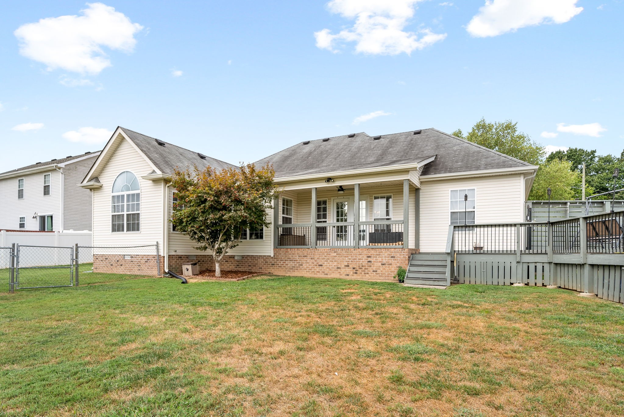 1221 Olive Branch Road Clarksville, TN 37042 - Photo 33 of 36 a front view of a house with a yard
