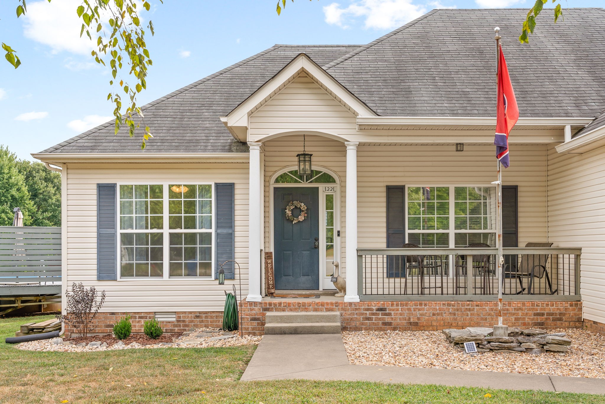 1221 Olive Branch Road Clarksville, TN 37042 - Photo 4 of 36 a front view of a house