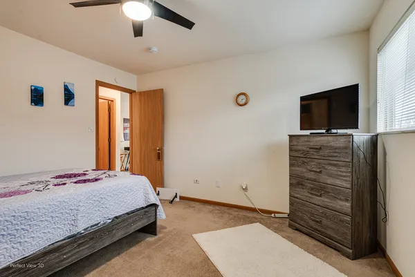 $239,900 | 5614 West Von Avenue, Unit B, Monee, IL 60449