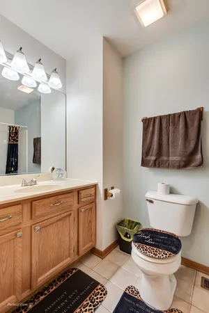 $239,900 | 5614 West Von Avenue, Unit B, Monee, IL 60449