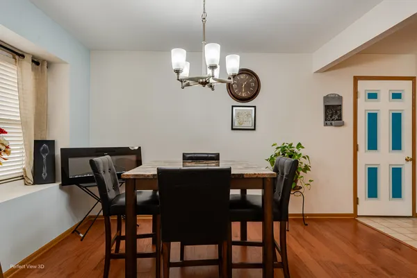 $239,900 | 5614 West Von Avenue, Unit B, Monee, IL 60449