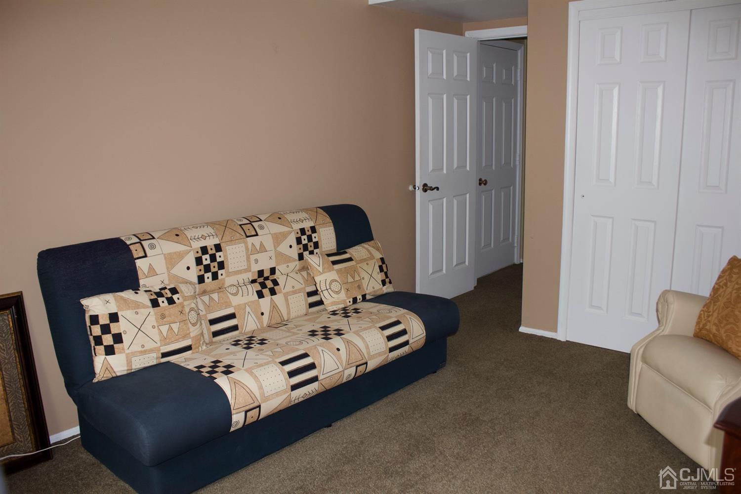 81 Alexander Street Edison, NJ 08820 - Photo 16 of 19 Gallery Image 16