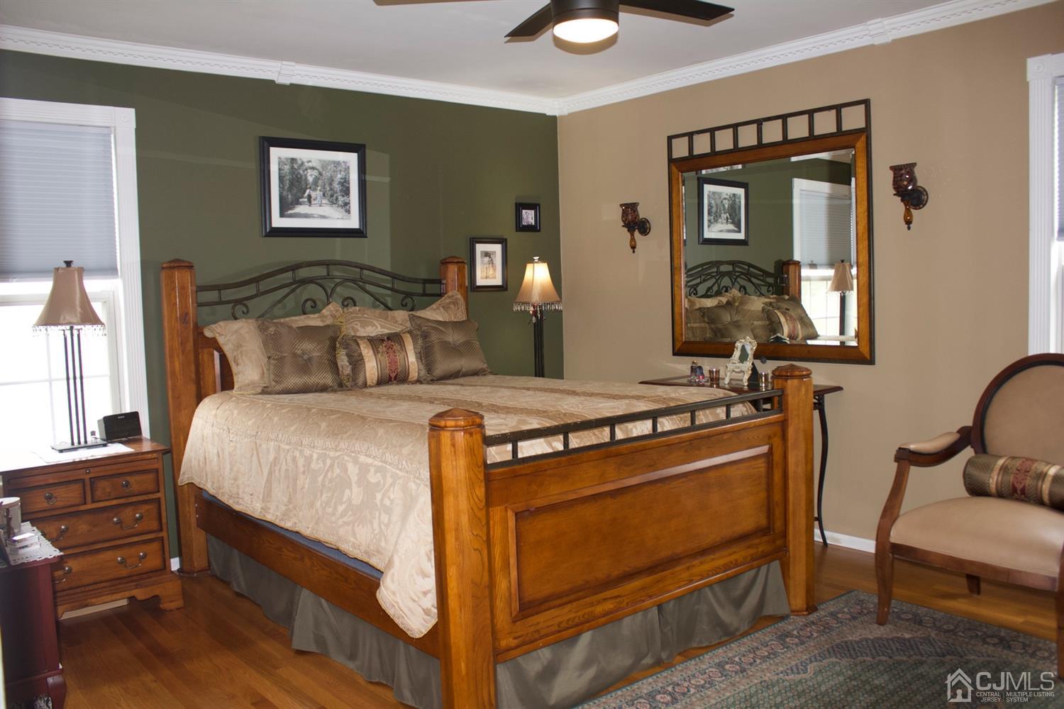 81 Alexander Street Edison, NJ 08820 - Photo 10 of 19 Gallery Image 10