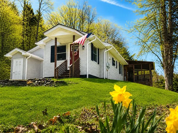 $399,900 | 591 Sweet Hollow Road, Sheldon, VT 05483