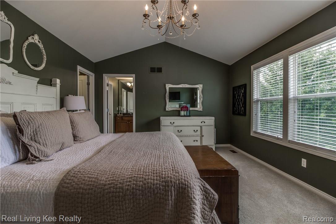 4140 Plum Lane Rochester, MI 48306 - Photo 40 of 57 29.jpg