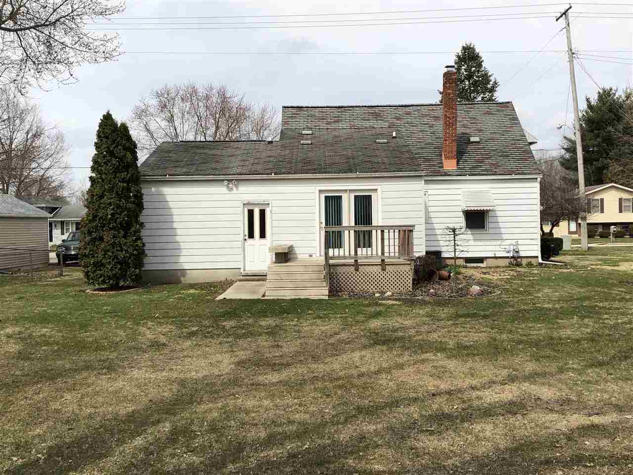 2206 Bashor Road Goshen, IN 46526 - Photo 3 of 20 Gallery Image 3
