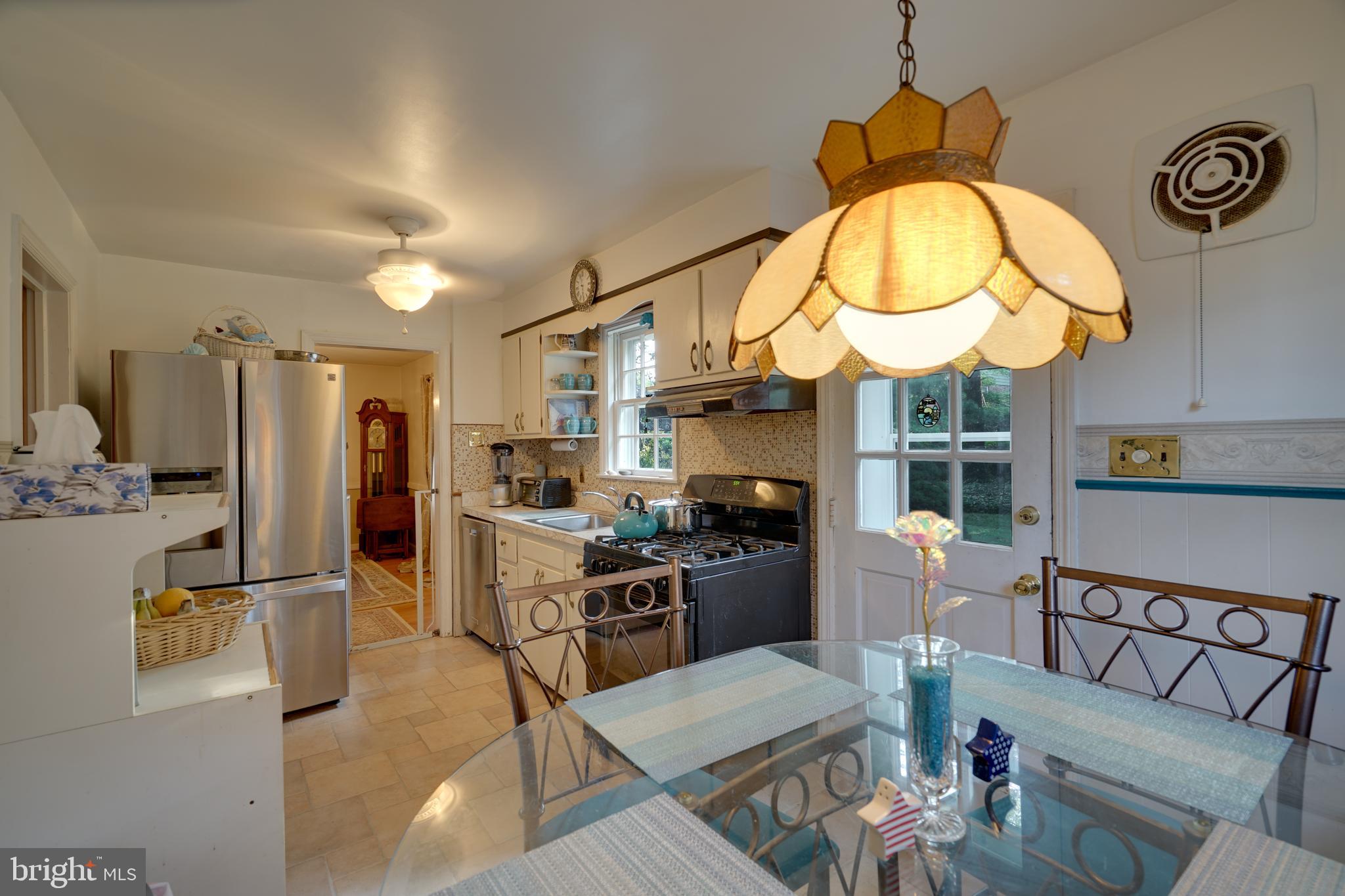 124 Merion Road Cherry Hill, NJ 08002 - Photo 16 of 34
