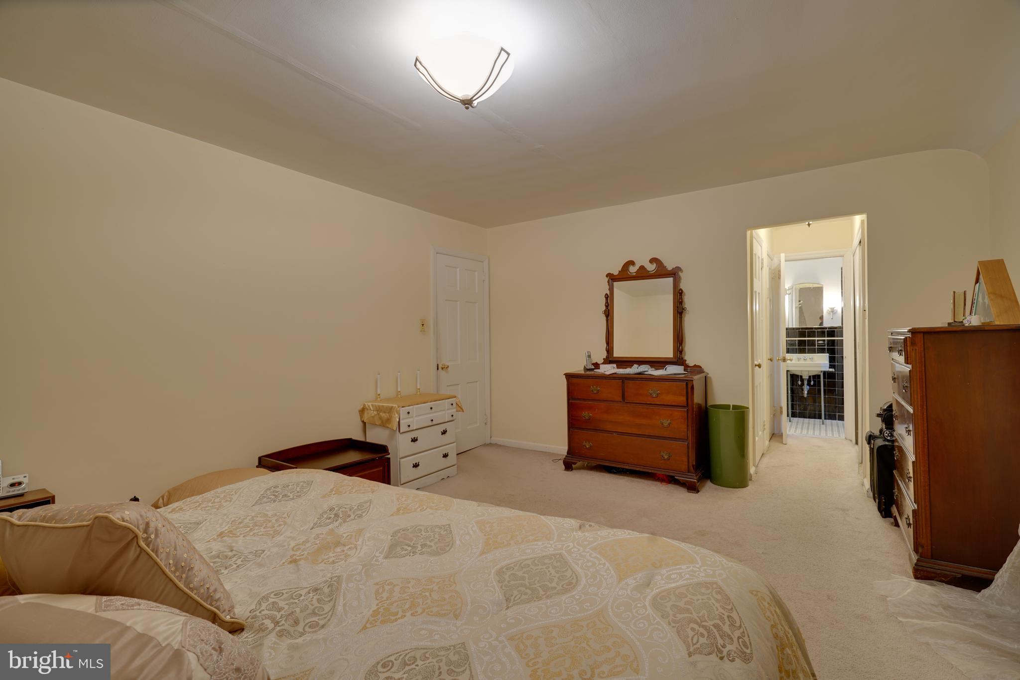 124 Merion Road Cherry Hill, NJ 08002 - Photo 21 of 34