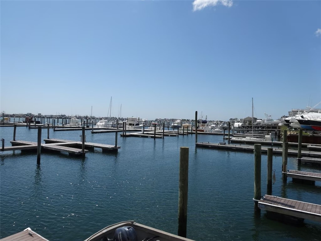 11 Sherman Road, Unit B South Kingstown, RI 02879 - Photo 9 of 10