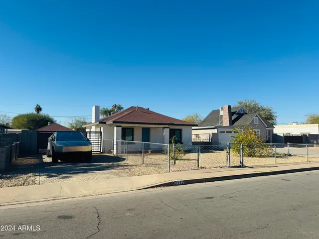 $349,000 | 2112 North 24th Place, Phoenix, AZ 85008
