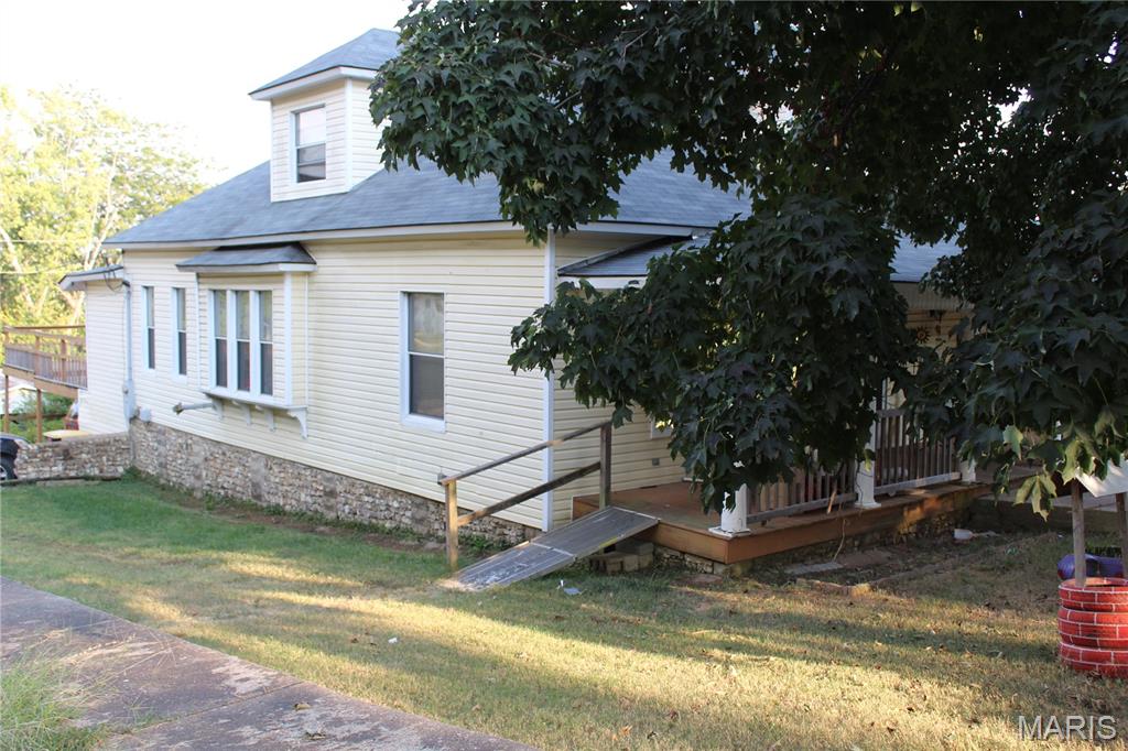 808 Walnut Street Doniphan, MO 63935 - Photo 3 of 10