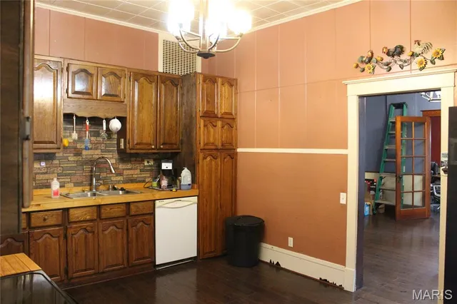 $119,900 | 808 Walnut Street, Doniphan, MO 63935