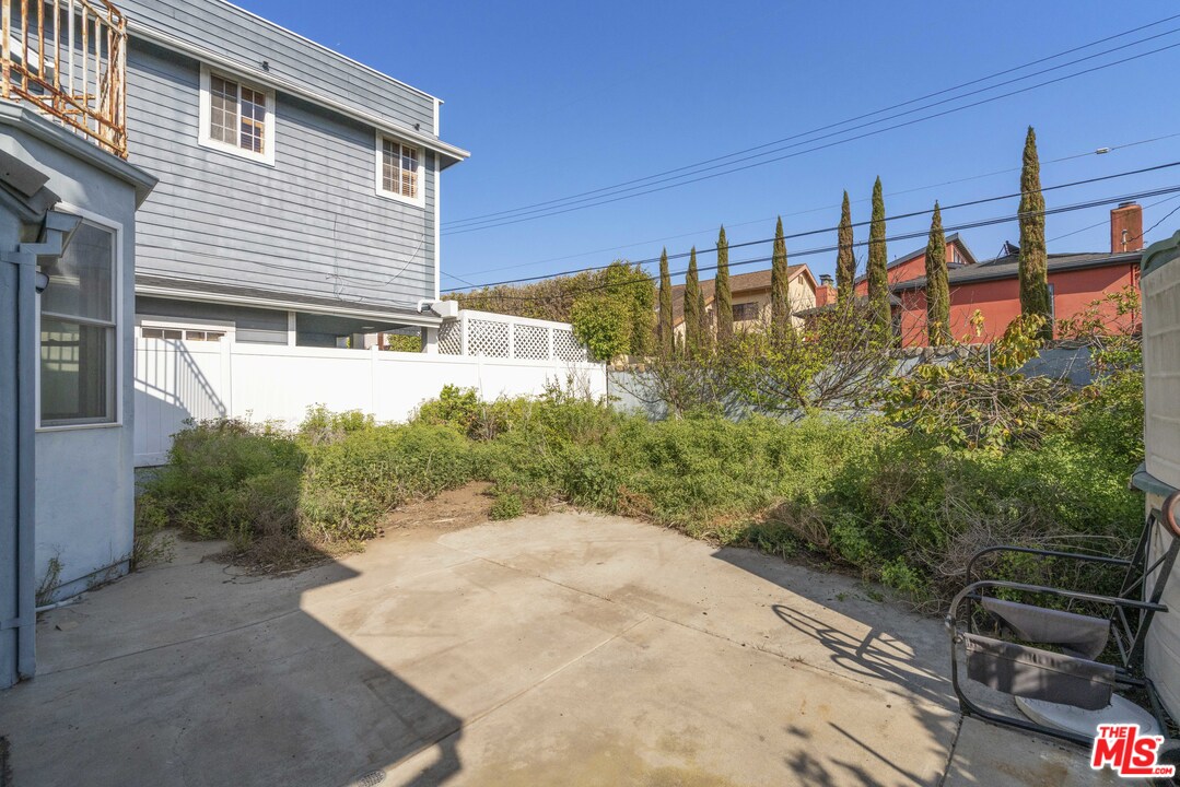7734 West 79th Street Playa del Rey, CA 90293 - Photo 22 of 27 Gallery Image 22
