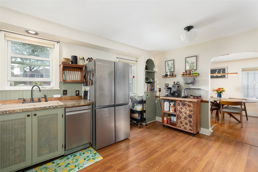 486 Mt Vernon Road Amherst, NY 14226 - Photo 7 of 18 Kitchen
