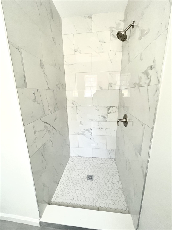 14 Bolton Road Clinton, MA 01510 - Photo 13 of 24 Gallery Image 13