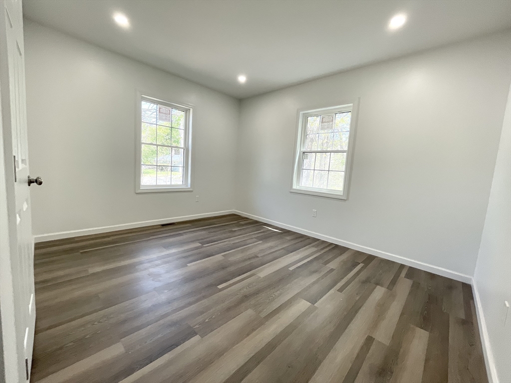 14 Bolton Road Clinton, MA 01510 - Photo 14 of 24 Gallery Image 14