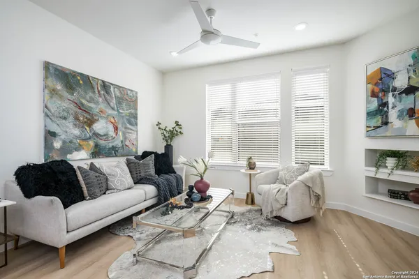 $510,000 | 719 East Locust Street, Unit 2102, San Antonio, TX 78212