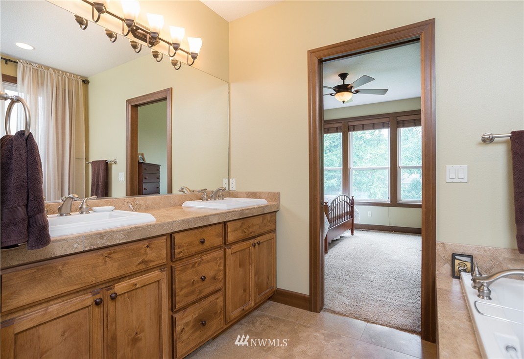 125 Altavista Road Longview, WA 98632 - Photo 15 of 24 Gallery Image 15