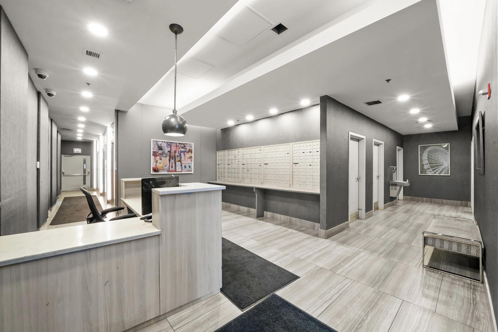 1529 South State Street, Unit 6 Chicago, IL 60605 - Photo 23 of 34 a large room with gym equipment and a large window