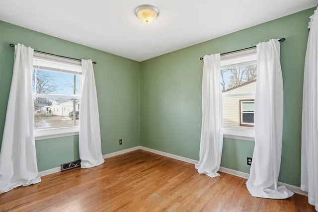 $182,900 | 2123 North Gayman Avenue, Davenport, IA 52804