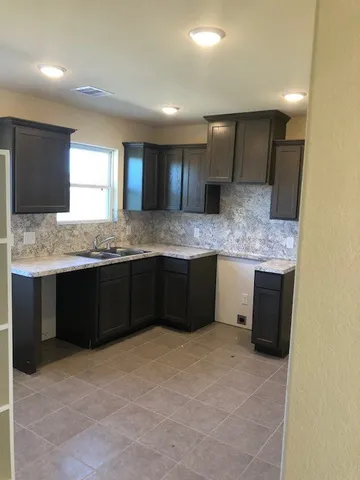 $1,025 | 8421 West 1st Street, Needville, TX 77461