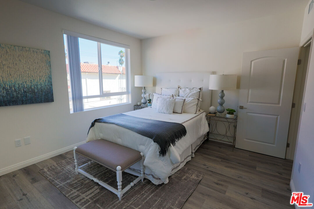 10132 Commerce Avenue Tujunga, CA 91042 - Photo 32 of 38