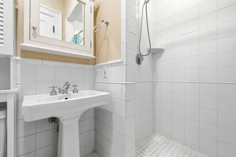 $1,250,000 | 17 High Street, Unit 2, Brookline, MA 02445