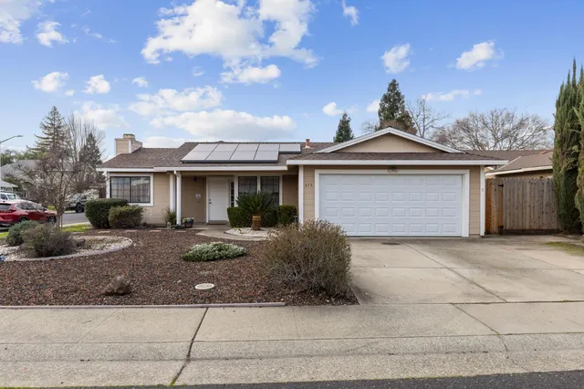 $645,000 | 675 Young Way, Roseville, CA 95678