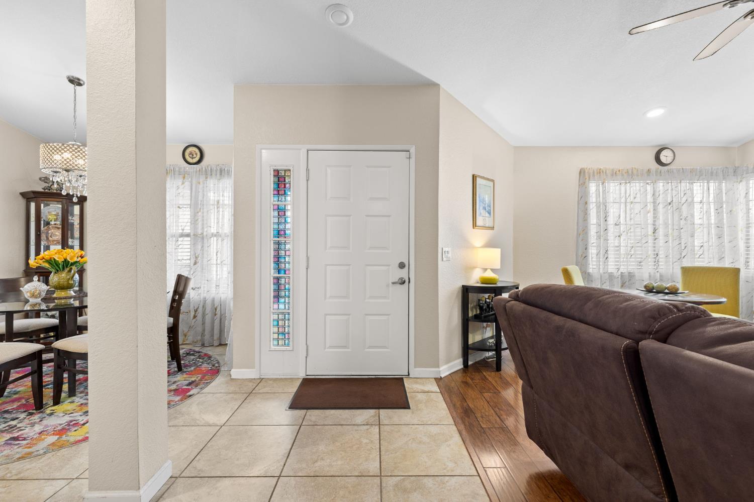 675 Young Way Roseville, CA 95678 - Photo 13 of 35 a living room with furniture and a rug