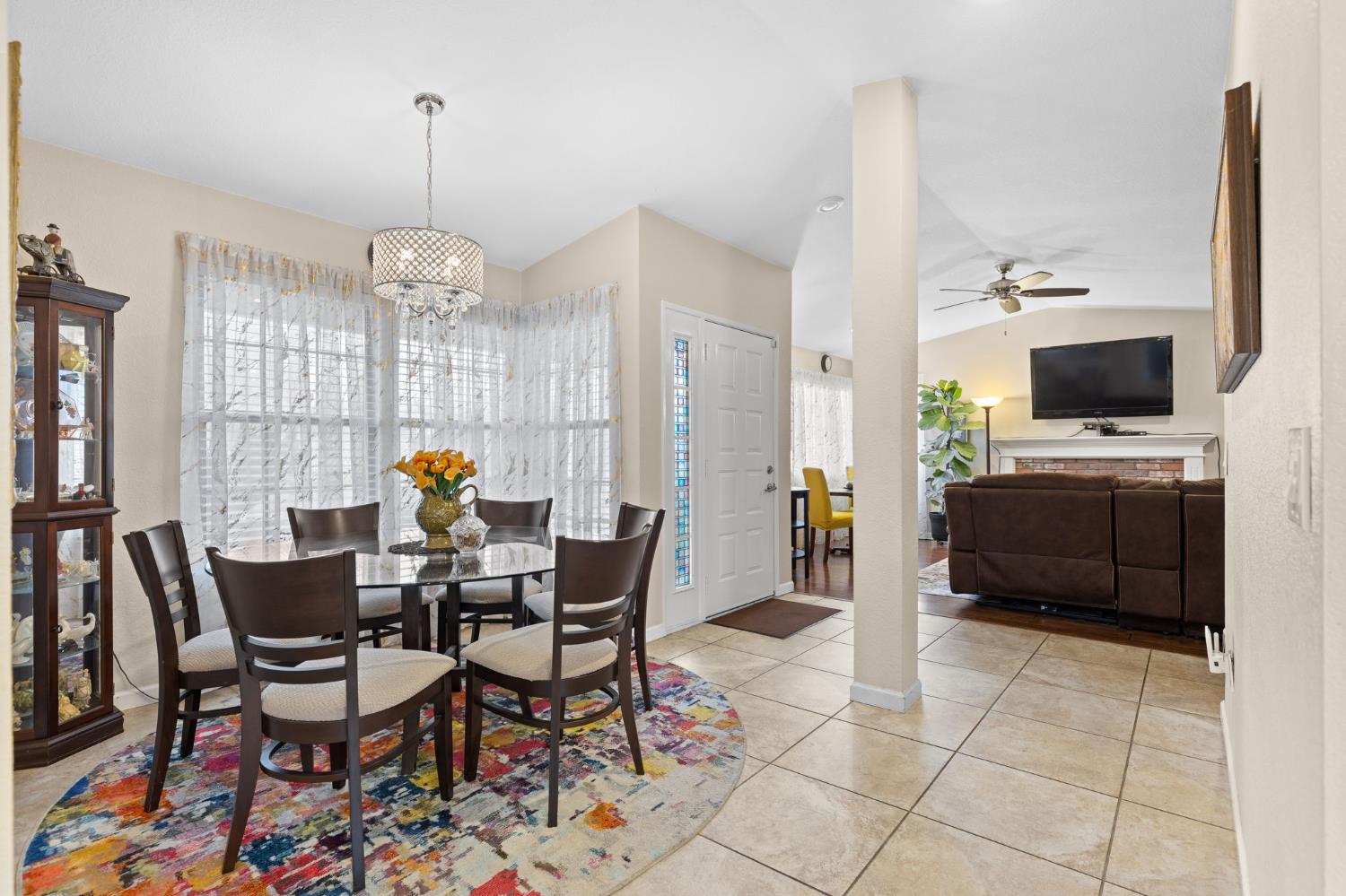 675 Young Way Roseville, CA 95678 - Photo 10 of 35 a view of a dining room with furniture